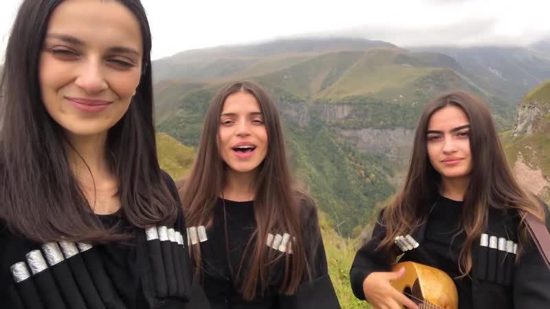 Trio mandili dariali