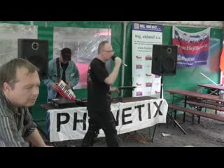 Koncert skupiny phonetix na akci vlastenecký pokec s grilovačkou, první část