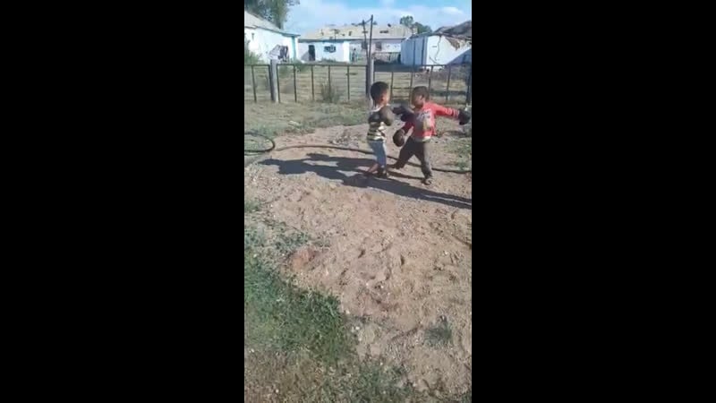 Бала мен бала болып 🤭