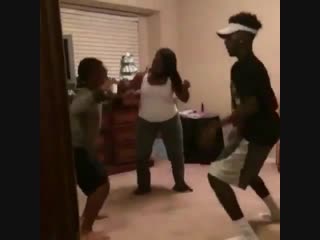 Lisa, rosé, and jisoo when jennie is trying to sleep