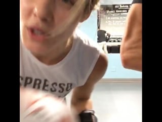 Having a little fun with the little gymnast/firecracker today not a fight proven technique but good momentum though!👊🏻