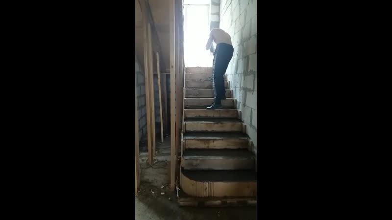Лестницы монолитные железобетонные монтаж