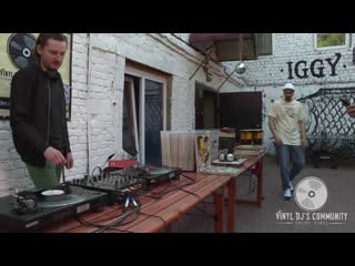 Dj kuprikov iggy taproom bar vinyl live mix