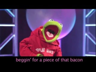 Kermit the frog piggy got back