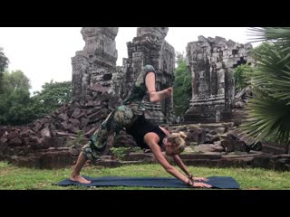 Yoga for tight hips flexibility ♥ mind body release khmer temple ruins