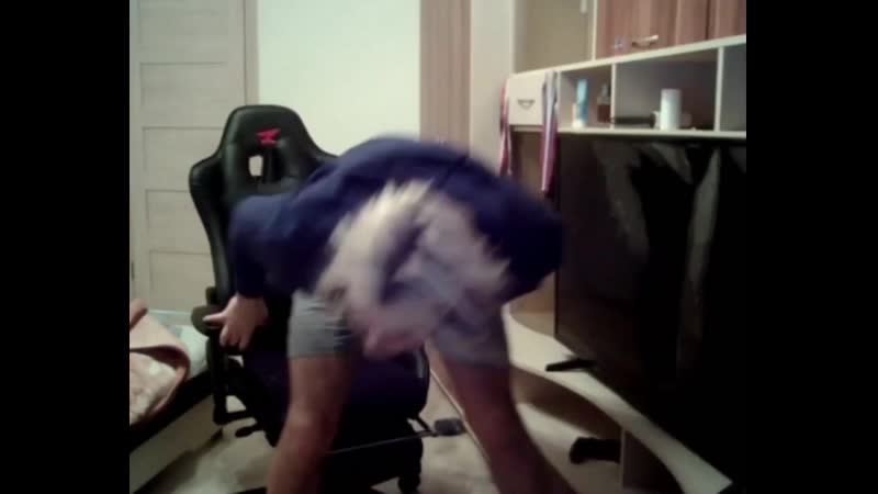 Мафаня оскорбился и побил лучшего друга за то что он врубил стрим на его телевизоре mafanya