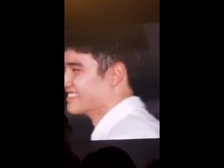 180715 kyungsoos squishy version of i see you ending pose asdfghjkl i love him elyxiondotinseould3 @weareoneexo