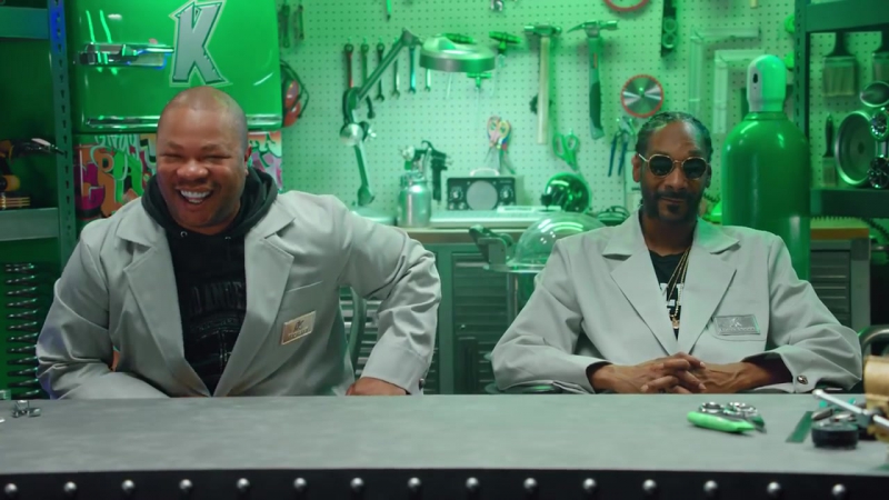 Snoop dogg собрался удобрять крыжовник очумелые тусы выпуск 1