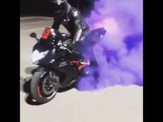 Purple smoke tires!😈 via @curtzdaboss tag your friends and rate this 1 10!😱 follow me (@braappage) for more!😎