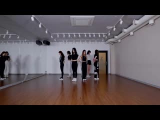 Stayc(스테이씨) so bad dance practice