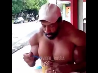 Типичная махачкала +18 ярый анаболик