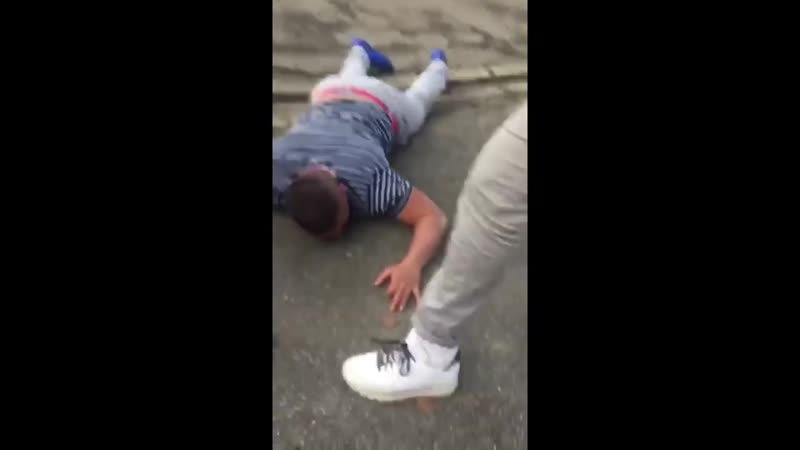 Драка чеченец против негра