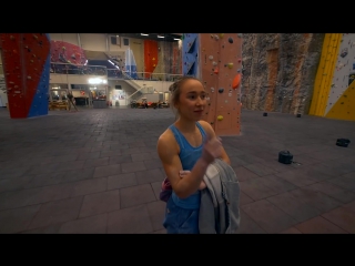 Kajsa is having a great bouldering session!