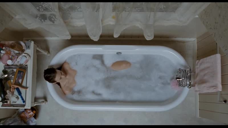 Сцена в ванной (слизняк 2006)