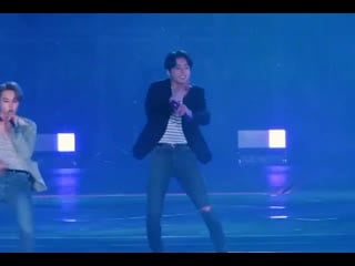 [191027 d2] looking at him oh yeah, oh yeah while smiling cr dhs jikook kookmin