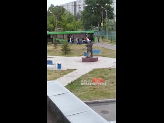 Автобус привёз беременную в роддом