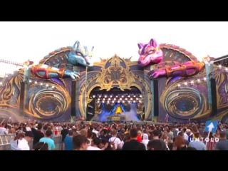 Armin van buuren live at untold festival 2018