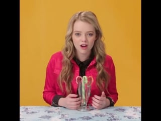 Imagine trying to go to bed after eating all these #candycanes 🙊😂 #tastetest #schoolofrock #jojosiwa