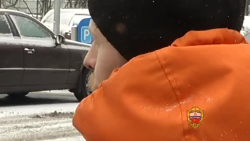 В петербурге мигранты нанесли побои автолюбителю и похитили 4,5 миллиона рублей