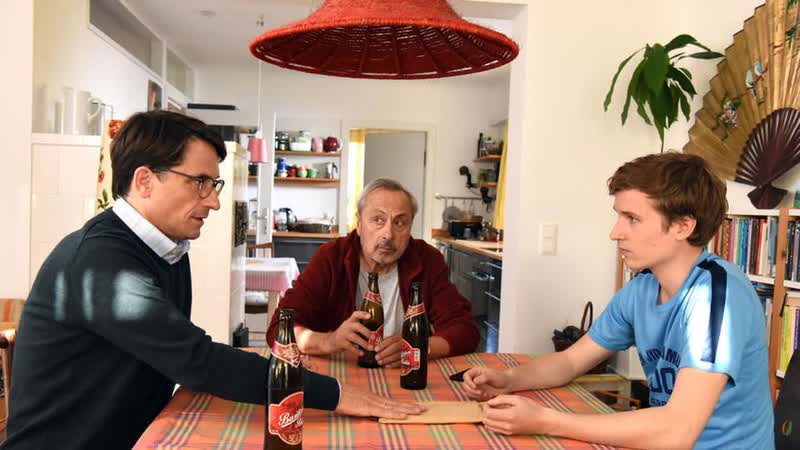 Очень русские друзья (2020) ziemlich russische freunde