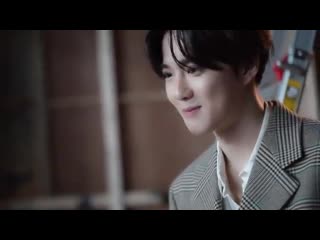 [suho log] road with cypress and star 수호 suho 엑소 exo weareoneexo 자화상 self portrait 사랑하