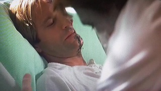 А если бы он маску не снял, так бы и не догадался (vhs video)