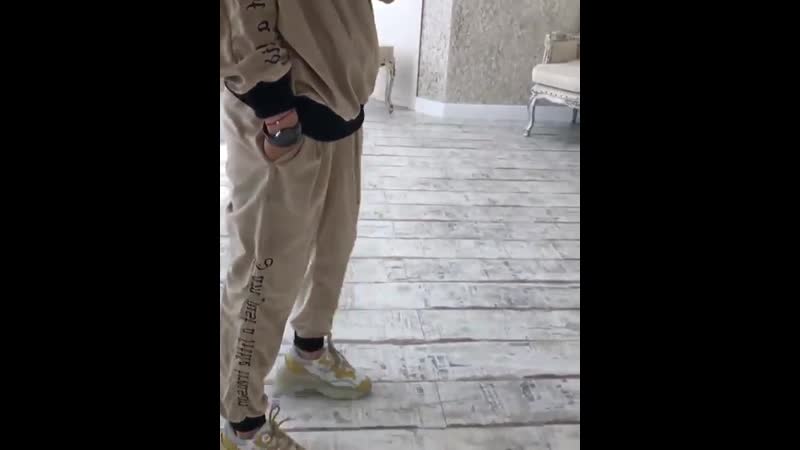 Так много приходит жалоб 😱😱😱 на плохое лето 😑 печально когда ждёшь его ждёшь, а оно холодное 🤷🏼‍♀️ ⠀ девочки наш костюм согреет