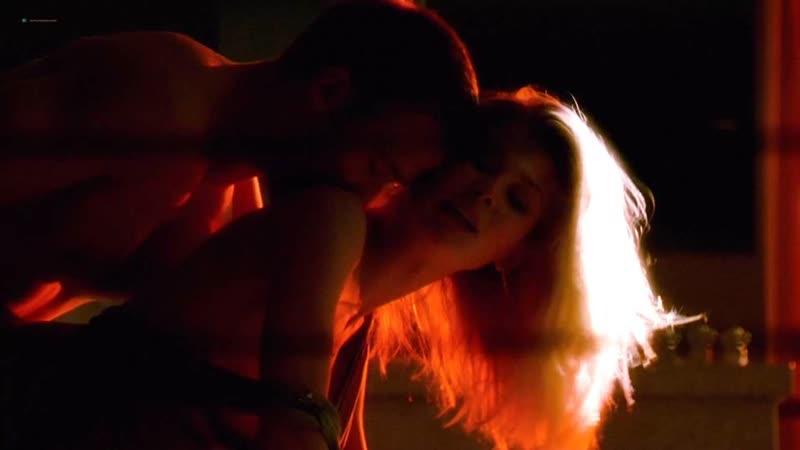 Fairy Tail секс Ол балапанды орманға итеріп жіберді (бейне)