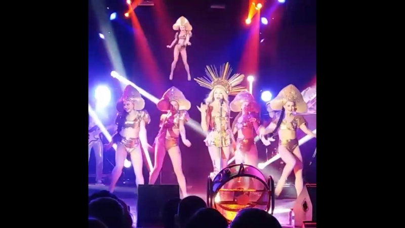 Видеообзор выступления оли поляковой на концерте в энергодаре