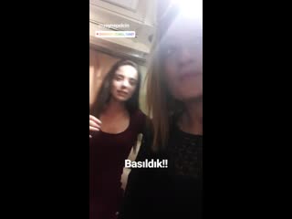 Insta story @esrauslu // 190926