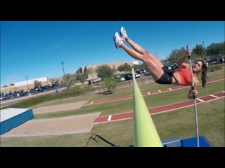 Прыжки с шестом pole vault