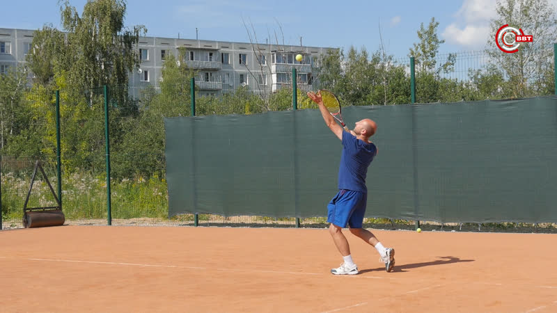 Теннисный корт авангард