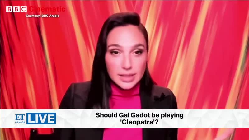 Израильская актриса галь гадот отвечает на расовую критику тем, что "клеопатра была македонянкой"