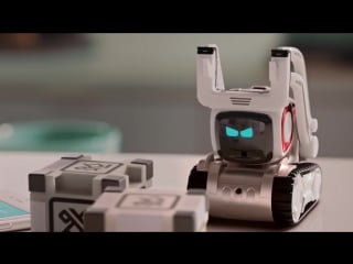 Cozmo in #cozmoments
