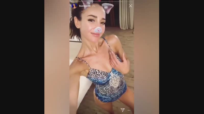 Ольга бузова опять опозорилась! как вам ее платье?