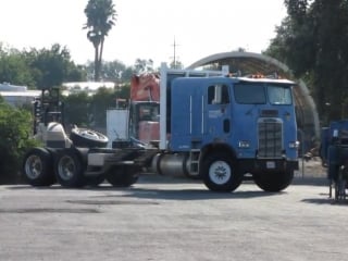 1988 freightliner cabover with sleeper video one