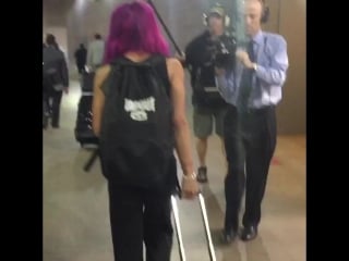 Саша бэнкс прибыла на арену wrestlemania 32