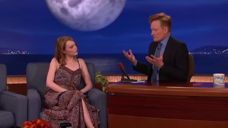 [vídeo] em 2015, a atriz emma stone revelou que adora k pop! lembrando que ela é uma