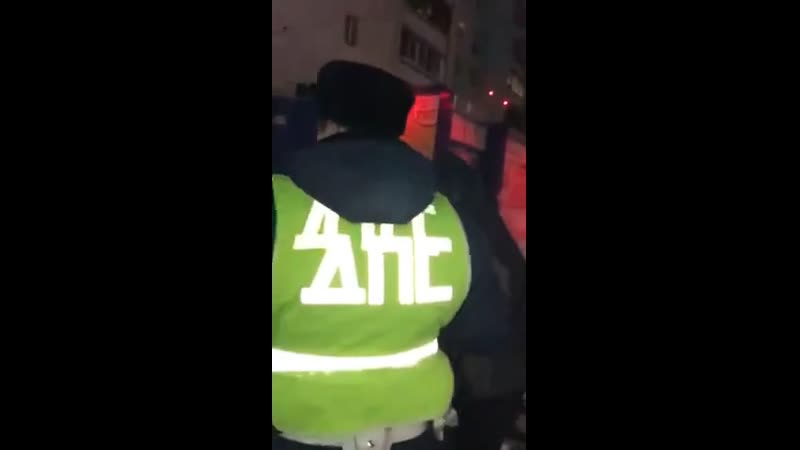 Автомобиль porn video – Пьяный инспектор дпс разбил автомобиль