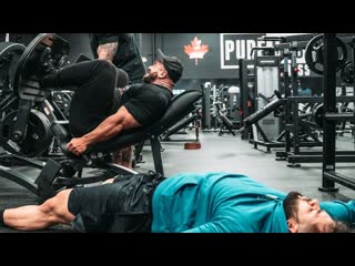 Antoine vaillant & regan grimes train legs