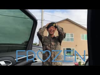 Stefanie michova surprises her boyfriend beenzino in the korean army ⁄ 스테파니 미초바가 한국 군인 남친 빈지노 놀래켜주기!