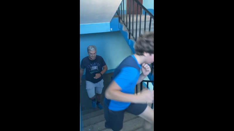 Утренняя кардио тренироа с подъемом на 100 этажей