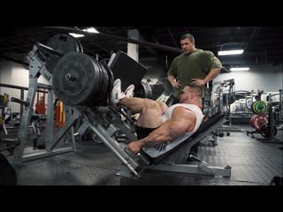 Nick walker & brett wilkin train legs