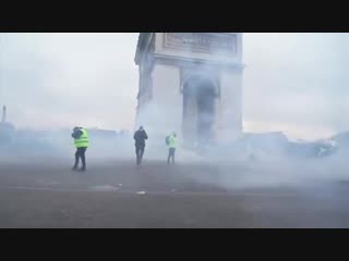 Still at it protestors clash with police officers in central paris!