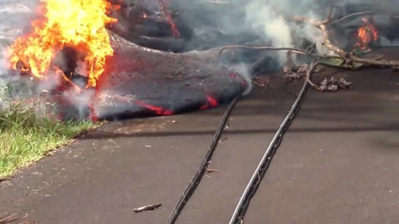 And, more pahoehoe lava flow on luana 8 47 am may 27, 2018