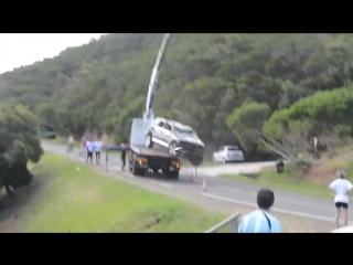 Epic towing fail dropping the ball