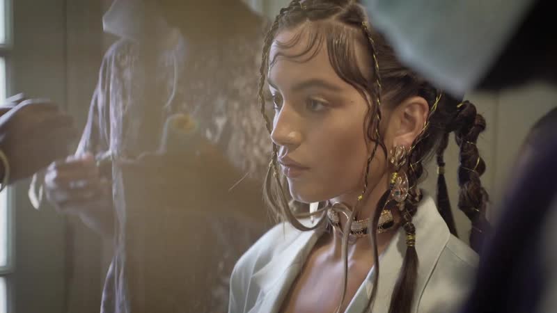 Isabela merced, danna paola don't go (behind the scenes
