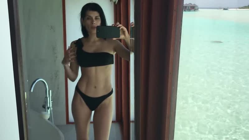 Сола монова цветаева не раздевалась до трусов