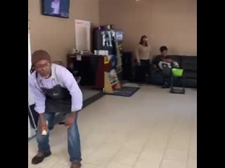 Аэродром для мух (vhs video)