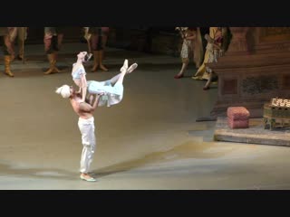 30 12 18 svetlana zakharova and konstantin zverev la bayadere act i nikia and slave